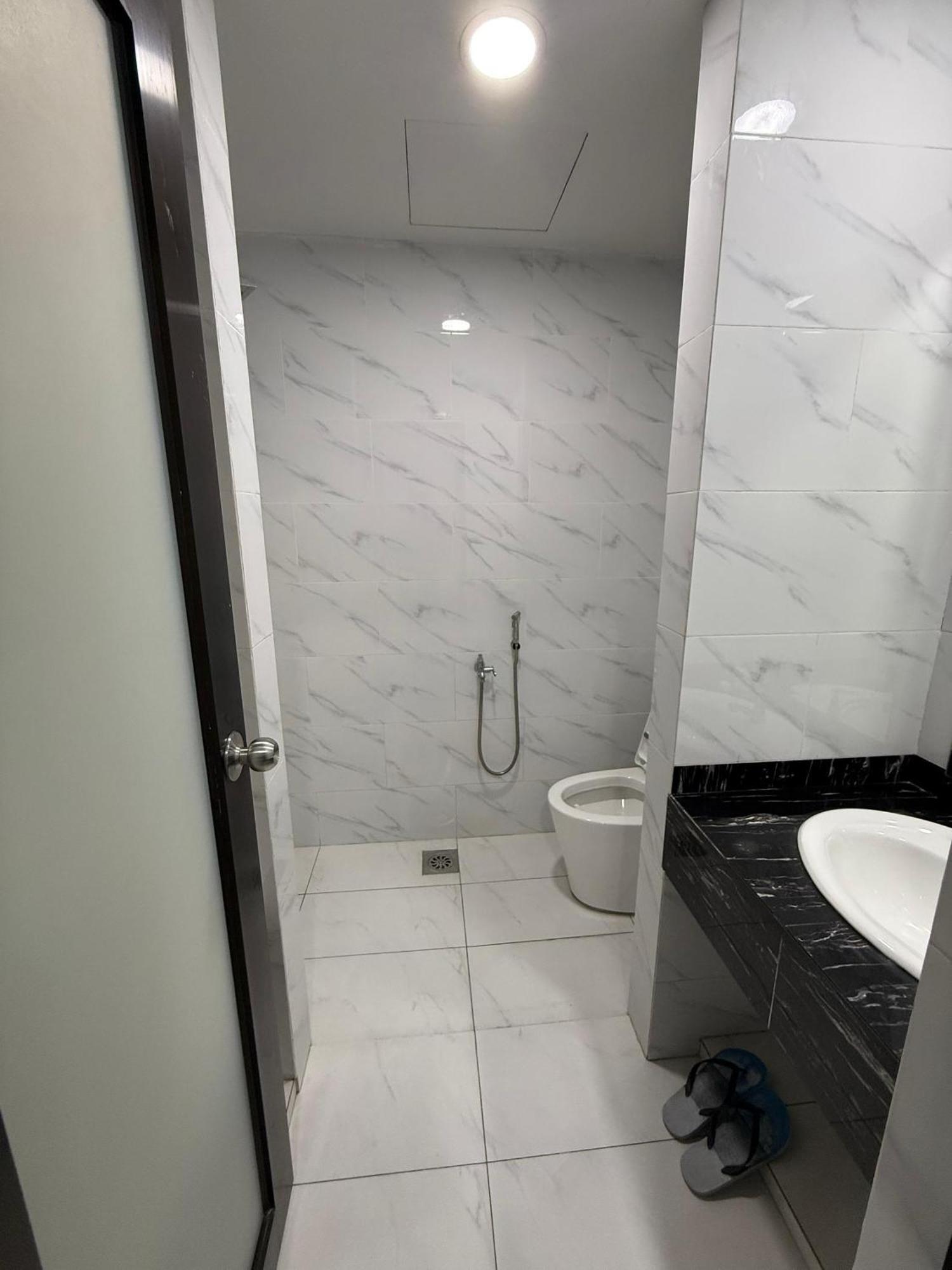 Prime Suite At Ampang - Individual Private Rooms Куала-Лумпур Экстерьер фото